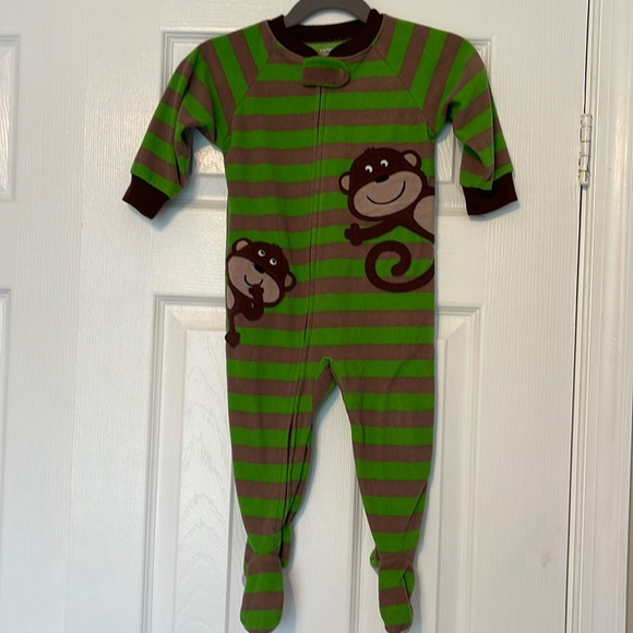 Carter's Other - ⭐️3/$10⭐️ Carters Footed Monkey Pajamas